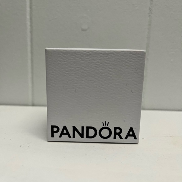 Pandora earrings - Picture 4 of 4